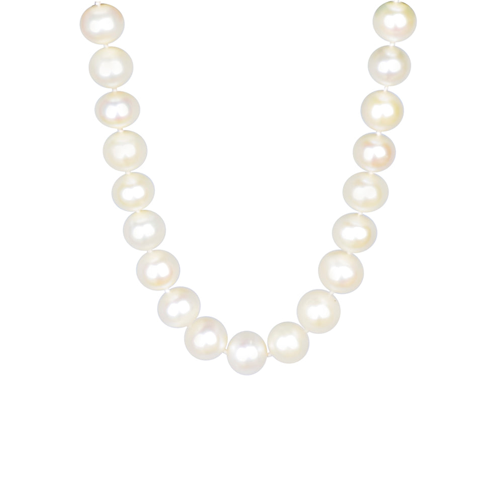 Freshwater Cultured Pearl Necklace N.V. £600